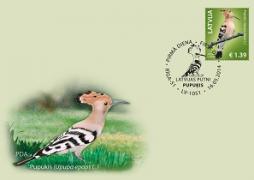 Unikāli papildinājumi pastmarku sērijā Putni: 2014.gada putns pupuķis un pasaules filatēlijas izdevumos vēl nepublicētā vistilbe