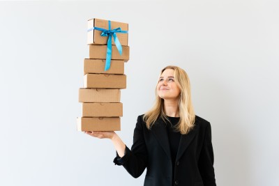 02.09-25 Woman with boxes