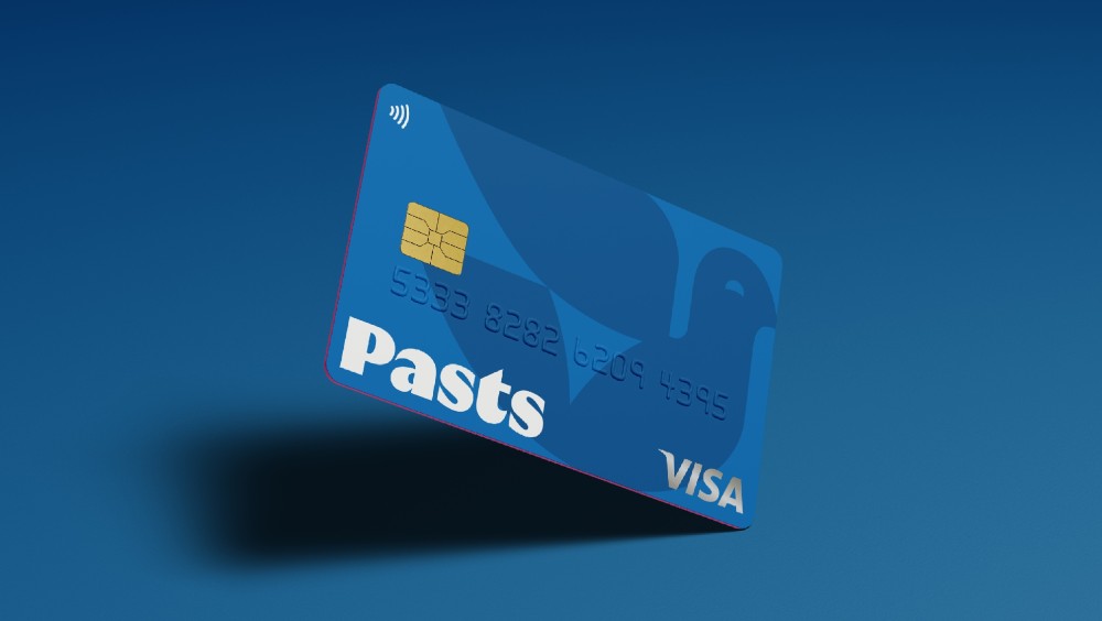 Cilvēki ar maksājumu karti